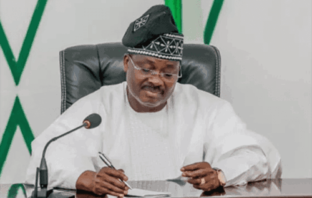 BREAKING: Former Oyo Governor, Abiola Ajimobi Dead