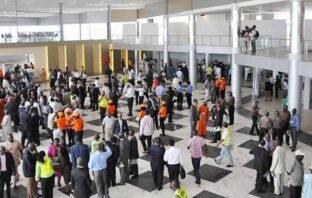 Immigration Stops 58 Nigerian Doctors travelling to UK at Lagos Airport