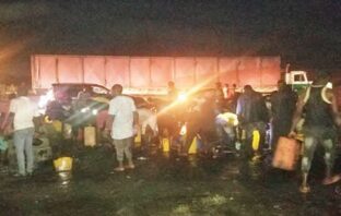Ogun residents troop to scoop diesel from fallen tanker