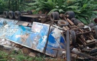 Four crushed to death as articulated vehicle fails brake in Ibadan