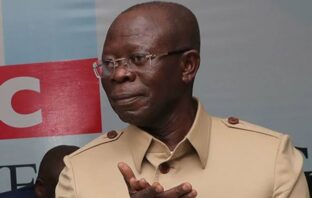 Oshiomhole meets Buhari, says no plan to return as APC chairman