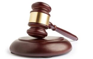 Undergraduate to sweep streets for 3 months over internet fraud